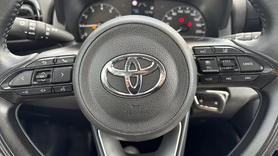 TOYOTA Yaris Yaris 1.5 Comfort