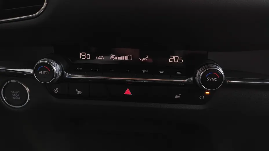 MAZDA CX-30 CX-30 2.0 mHEV Takumi AWD aut