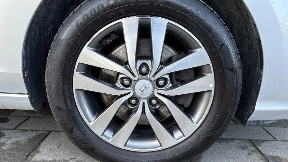 HYUNDAI i30 i30 1.4 T-GDI Comfort