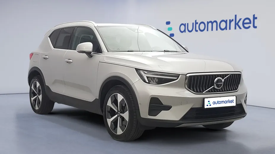 VOLVO XC40 XC40 B3 Plus Bright aut
