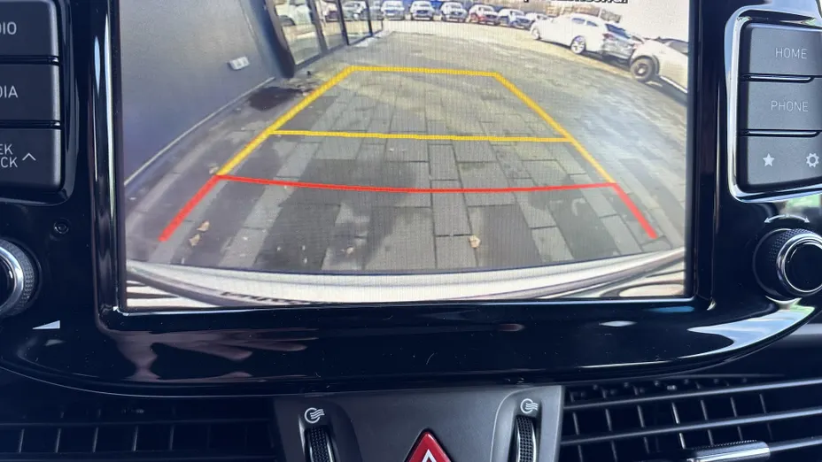 HYUNDAI i30 i30 1.4 T-GDI Comfort