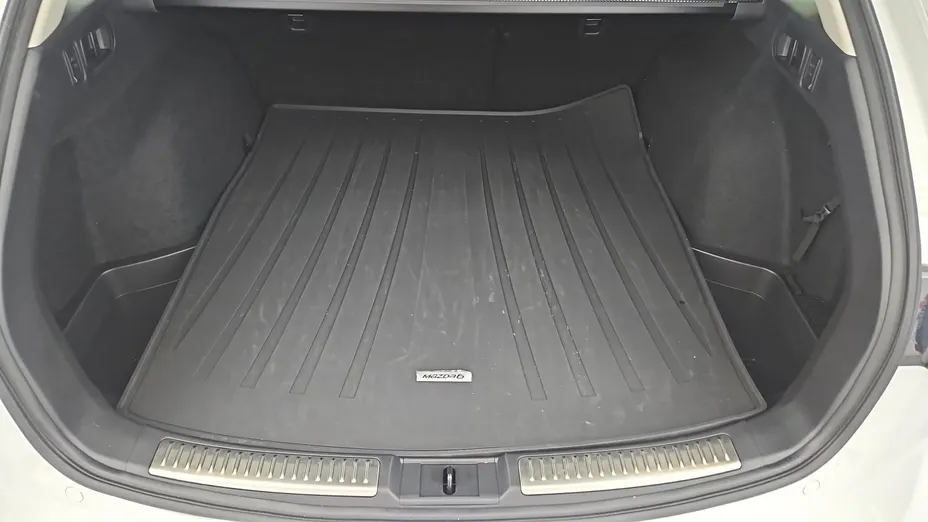 MAZDA 6 6 2.0 Center-Line
