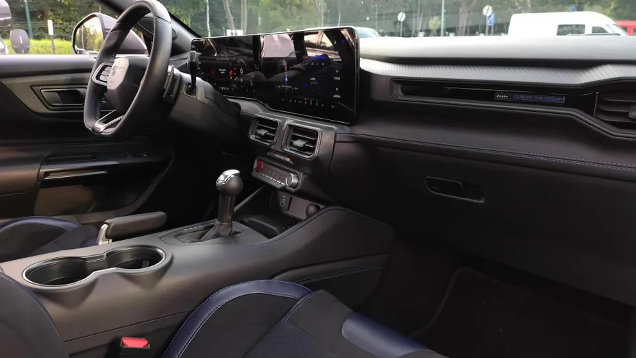 FORD Mustang Mustang 5.0 Ti-VCT V8 Dark Horse aut