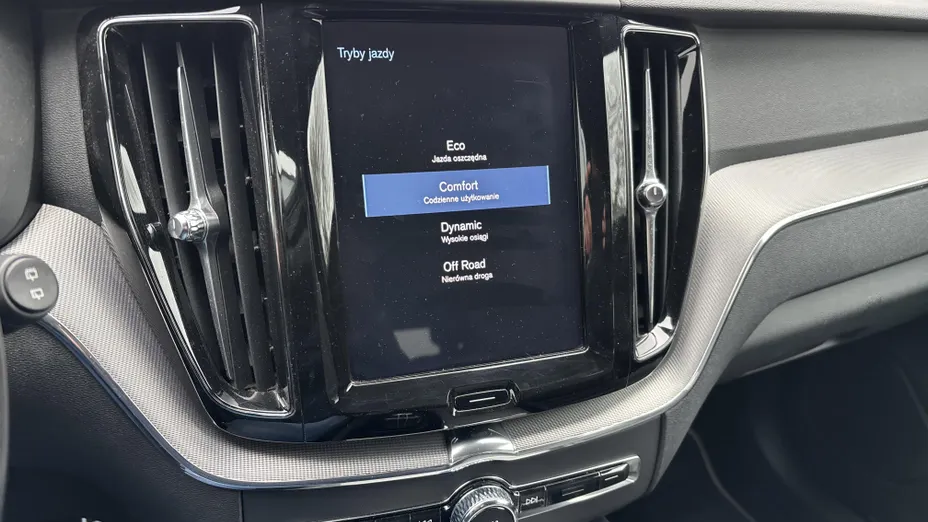 VOLVO XC60 XC60 B4 B R-Design aut