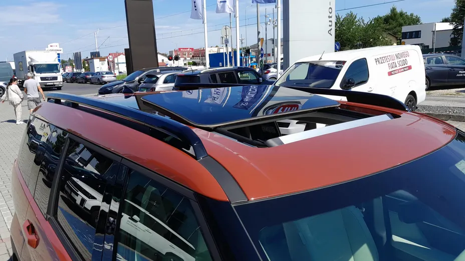 HYUNDAI Santa Fe Santa Fe 1.6 T-GDI HEV Platinum 4WD aut 7os. Nowy