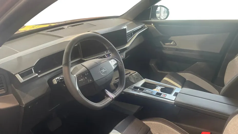 OPEL Grandland X Grandland 1.2 mHEV Edition eDTC6 Nowy