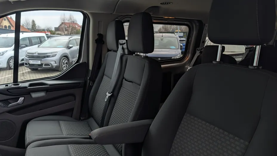 FORD Transit Custom Transit Custom Kombi 320 L2H1 Trend Aut.