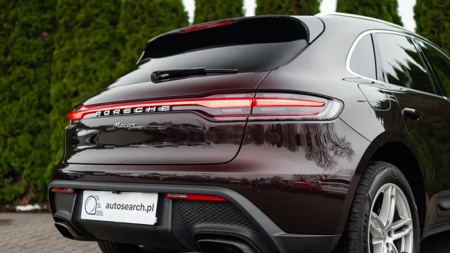 PORSCHE Macan Macan