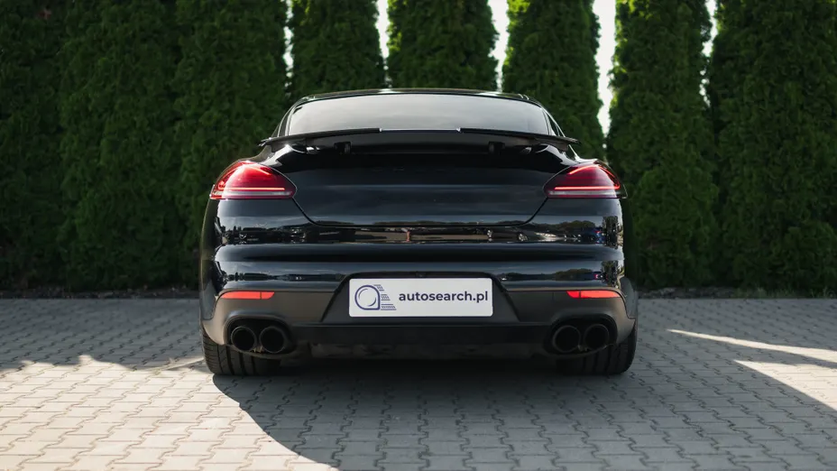 PORSCHE Panamera Panamera GTS