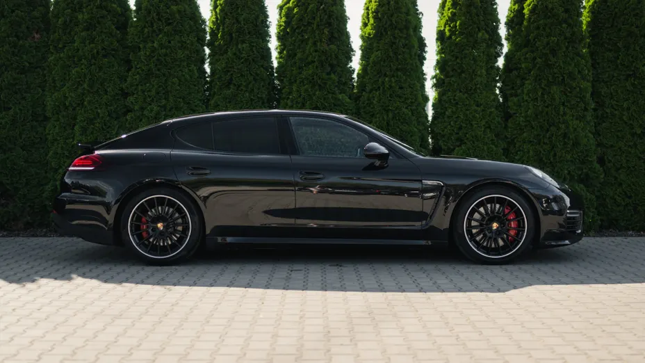 PORSCHE Panamera Panamera GTS