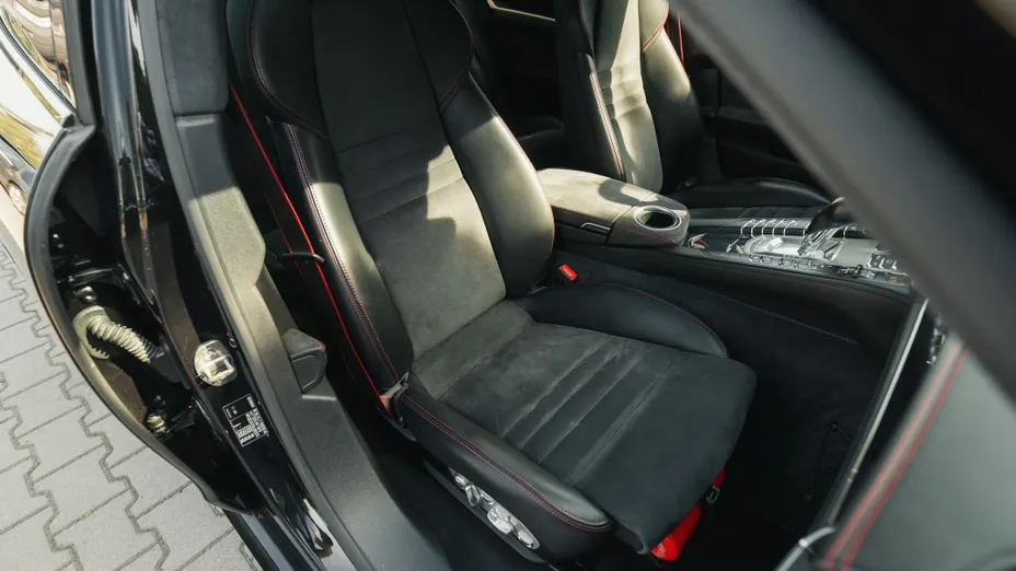 PORSCHE Panamera Panamera GTS