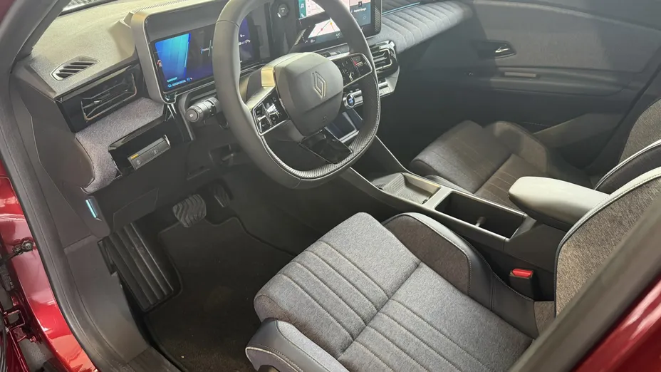 RENAULT R4 R4 52kWh Comfort Range Techno Nowy