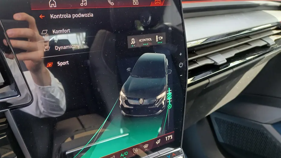 RENAULT Rafale Rafale 1.2 E-Tech PHEV 4x4 300 atelier Alpine MMT Nowy