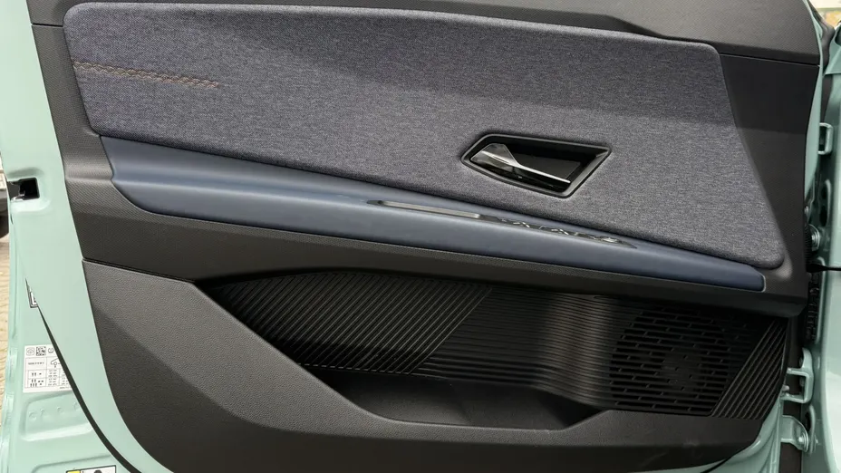 RENAULT R4 R4 52kWh Comfort Range Techno Nowy