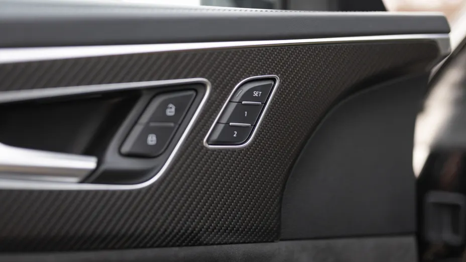 AUDI Q8 RS Q8 TFSI mHEV Quattro Tiptronic
