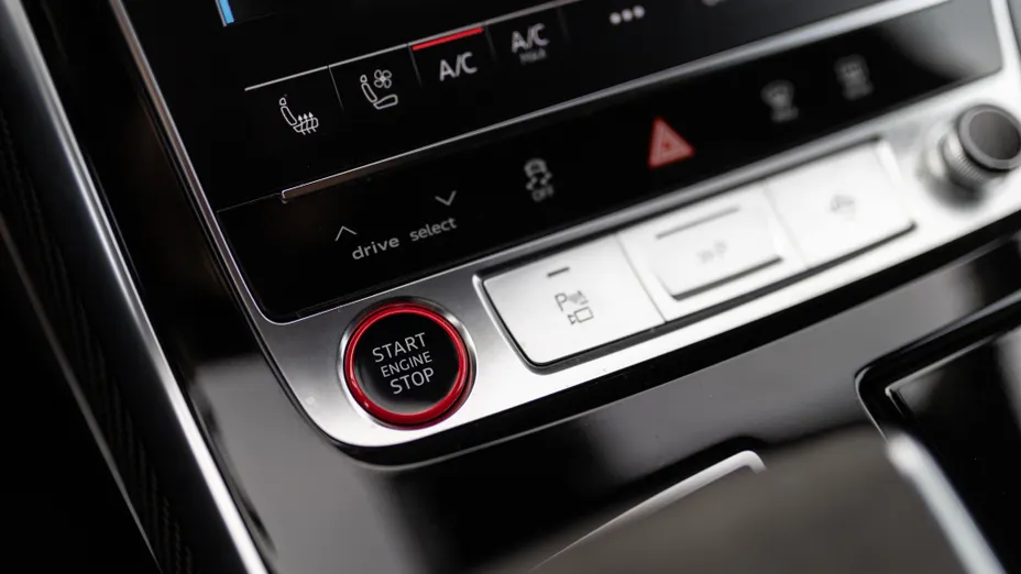 AUDI Q8 RS Q8 TFSI mHEV Quattro Tiptronic