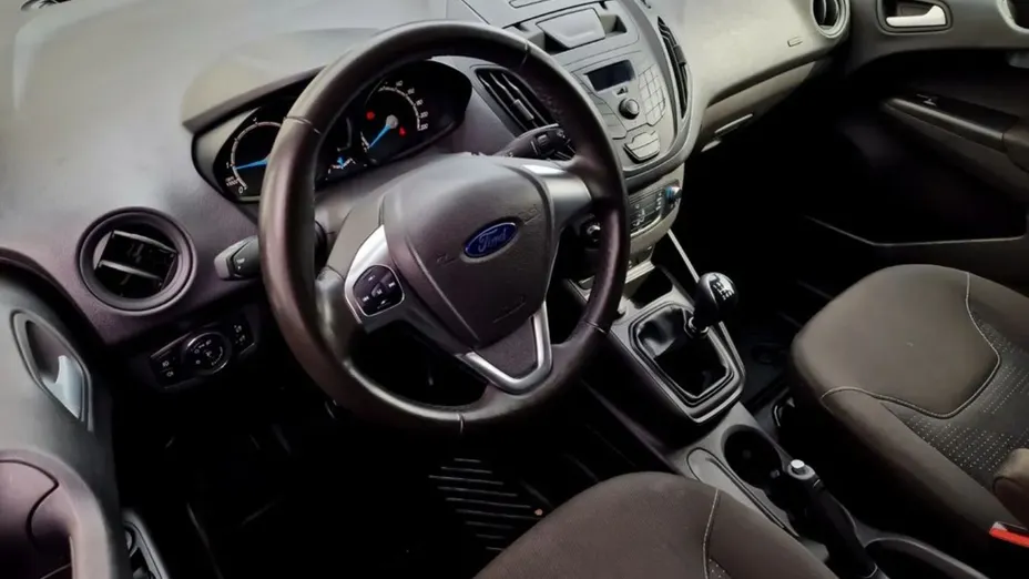 FORD Transit Courier Transit Courier 1.5 EcoBlue 1,9t Trend