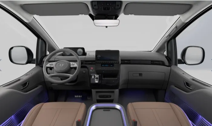 HYUNDAI Staria Staria 1.6 T-GDI HEV Luxury aut Nowy