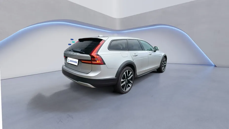 VOLVO V90 V90 CC D5 SCR AWD aut