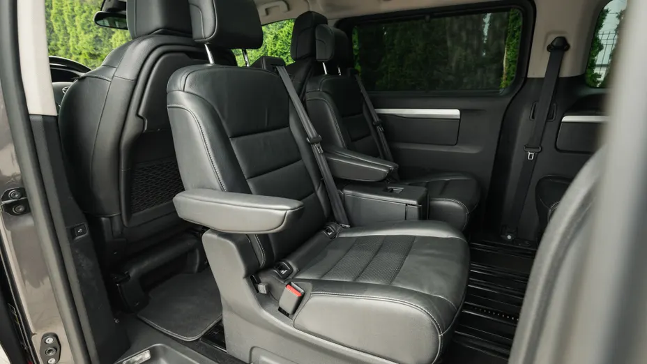 TOYOTA Proace Verso Proace Verso 2.0 D4-D Long VIP Aut.