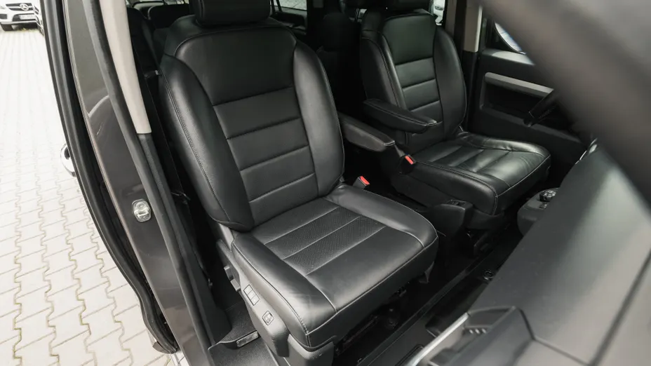 TOYOTA Proace Verso Proace Verso 2.0 D4-D Long VIP Aut.