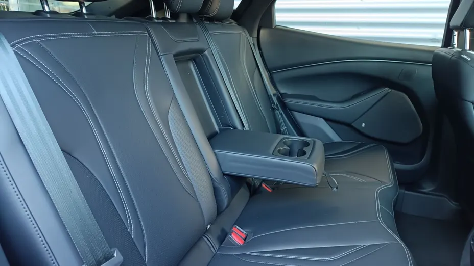 FORD Mustang Mach-E Mustang Mach-E 75kWh RWD