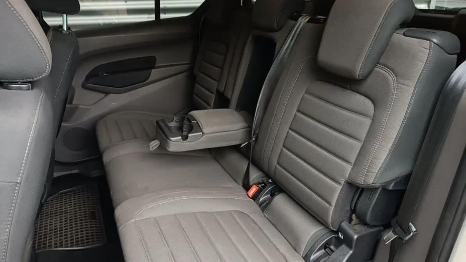 FORD Tourneo Connect Gr. Tourneo Connect 1.5 TDCi Titanium PowerShift