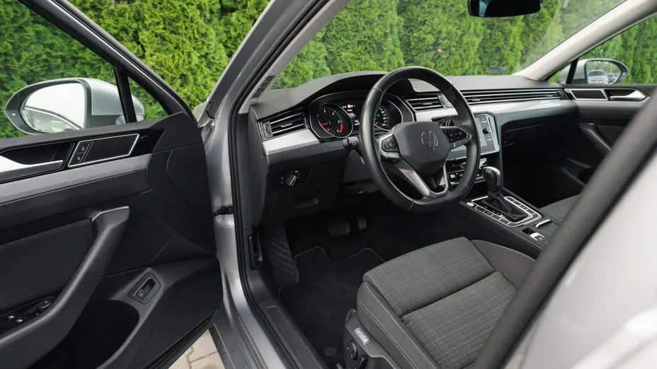 VOLKSWAGEN Passat Passat 2.0 TDI SCR Business DSG