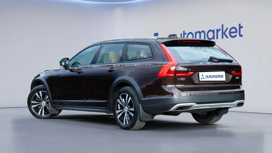 VOLVO V90 V90 CC D5 SCR AWD aut