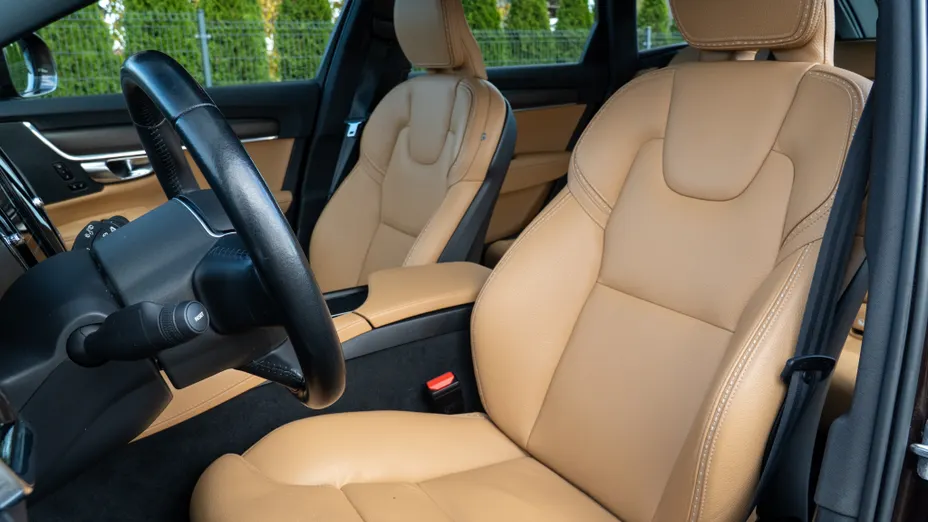 VOLVO V90 V90 CC D5 SCR AWD aut