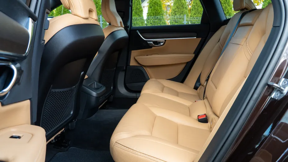 VOLVO V90 V90 CC D5 SCR AWD aut