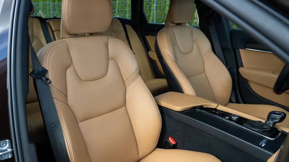 VOLVO V90 V90 CC D5 SCR AWD aut