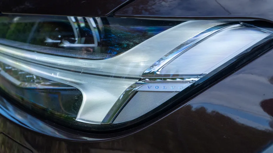 VOLVO V90 V90 CC D5 SCR AWD aut