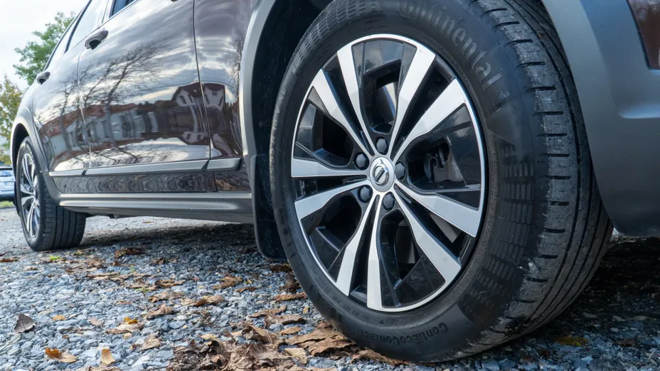 VOLVO V90 V90 CC D5 SCR AWD aut