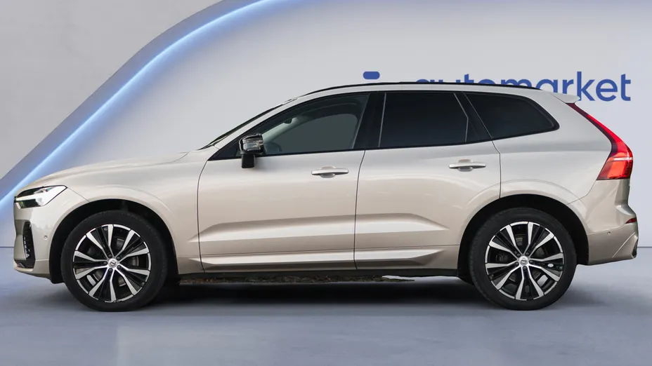 VOLVO XC60 XC60 B5 B AWD Plus Black Edition aut