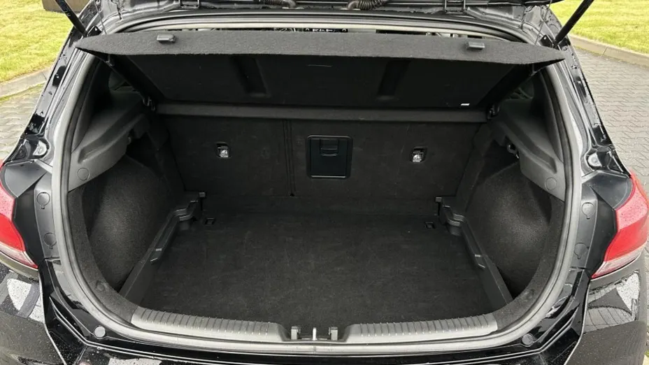 HYUNDAI i30 i30 1.0 T-GDI Smart DCT