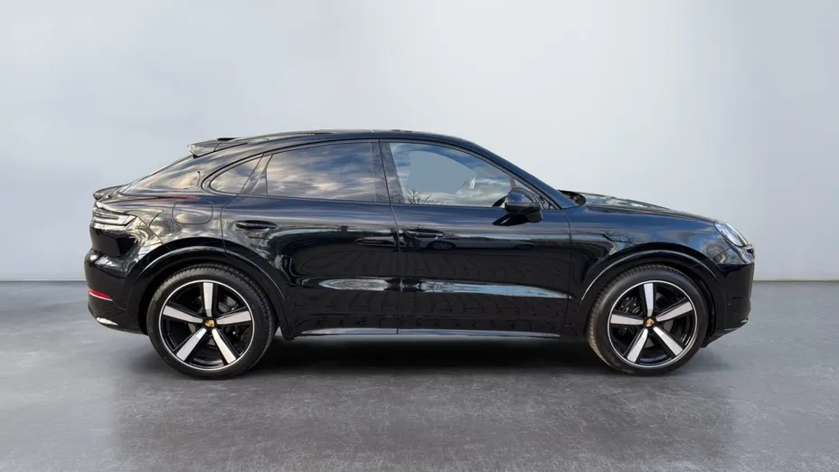 PORSCHE Cayenne Cayenne Coupe GTS