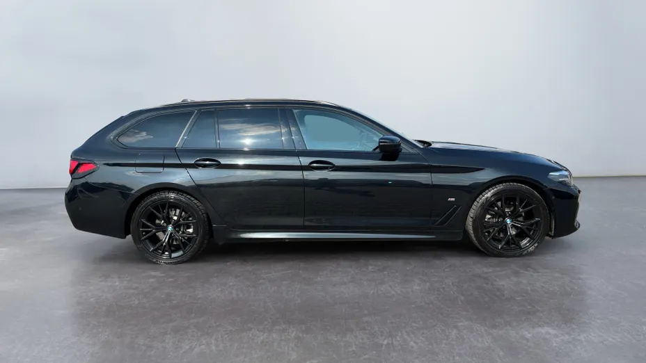 BMW Seria 5 520d xDrive mHEV aut