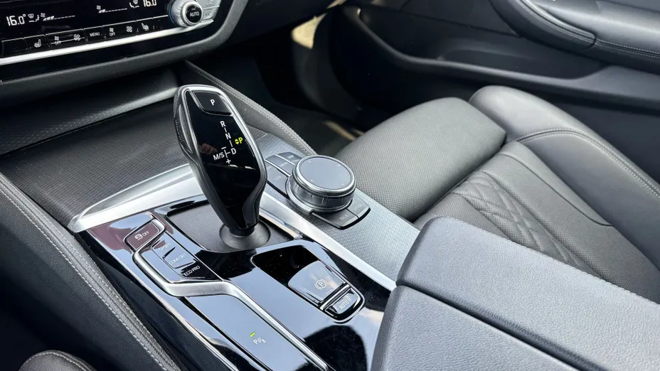 BMW Seria 5 520d xDrive mHEV aut