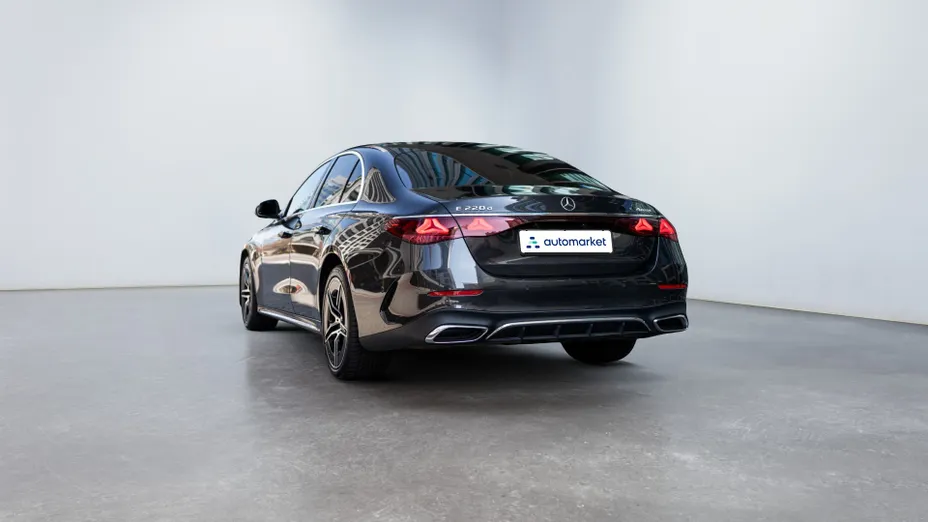 MERCEDES-BENZ E Klasa E 220 d mHEV 4-Matic AMG 9G-Tronic
