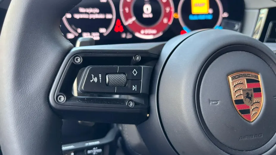 PORSCHE Cayenne Cayenne Coupe GTS