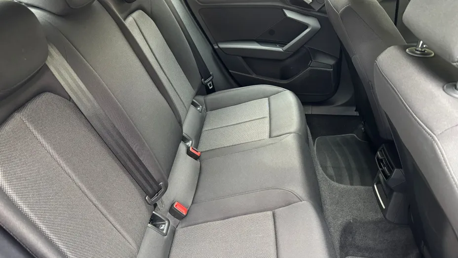 AUDI A3 A3 30 TDI S tronic