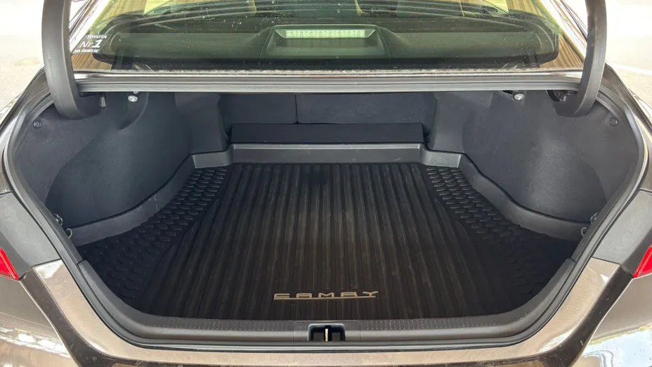 TOYOTA Camry Camry 2.5 Hybrid Comfort CVT