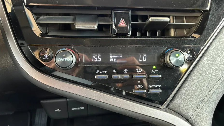 TOYOTA Camry Camry 2.5 Hybrid Comfort CVT