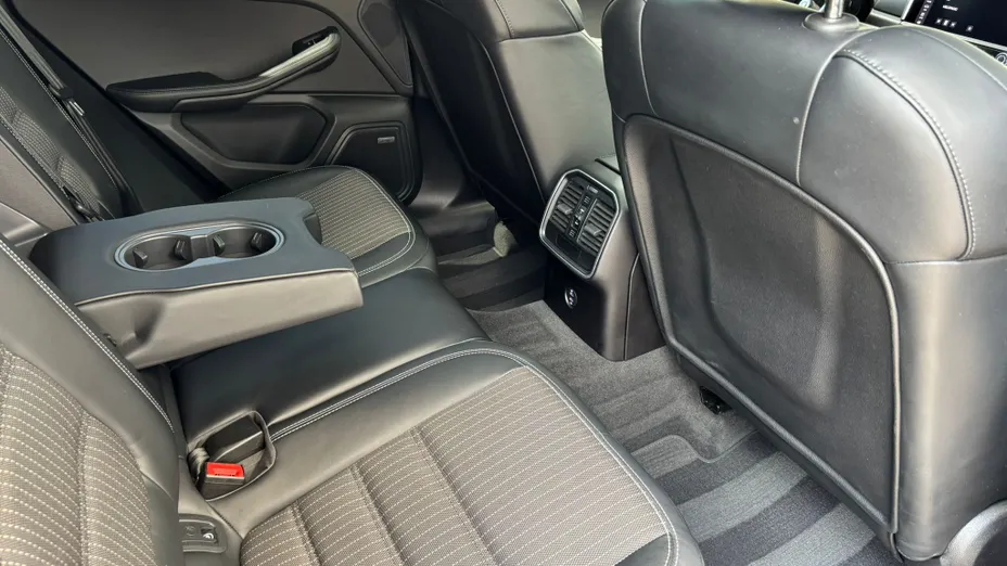 PORSCHE Macan Macan T