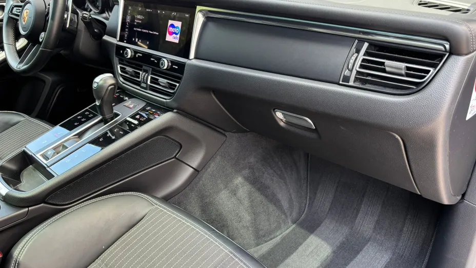 PORSCHE Macan Macan T