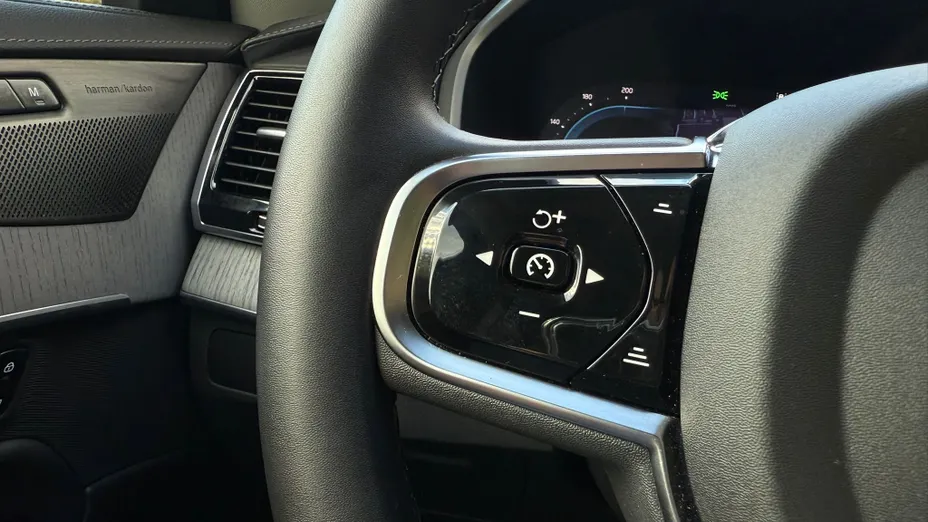 VOLVO XC90 XC90 B5 B AWD Plus Bright 7os aut