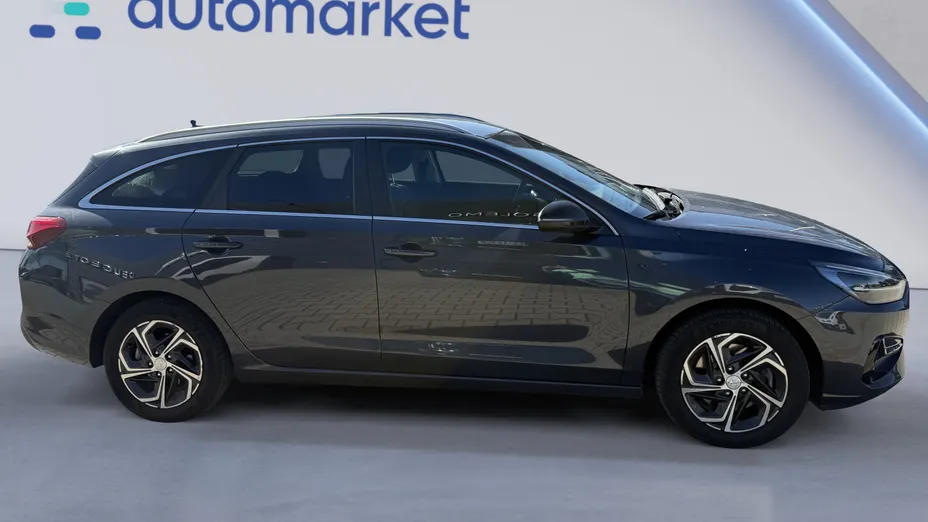HYUNDAI i30 i30 1.0 T-GDI Smart