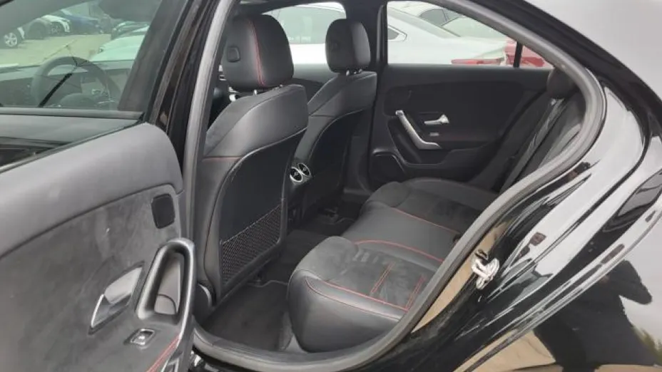 MERCEDES-BENZ A Klasa A 250 e PHEV AMG Line 8G-DCT