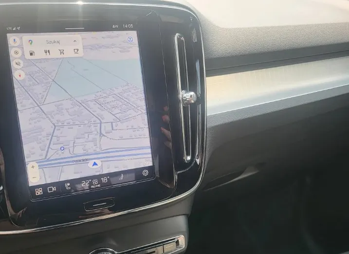 VOLVO XC40 XC40 B3 Plus Dark aut